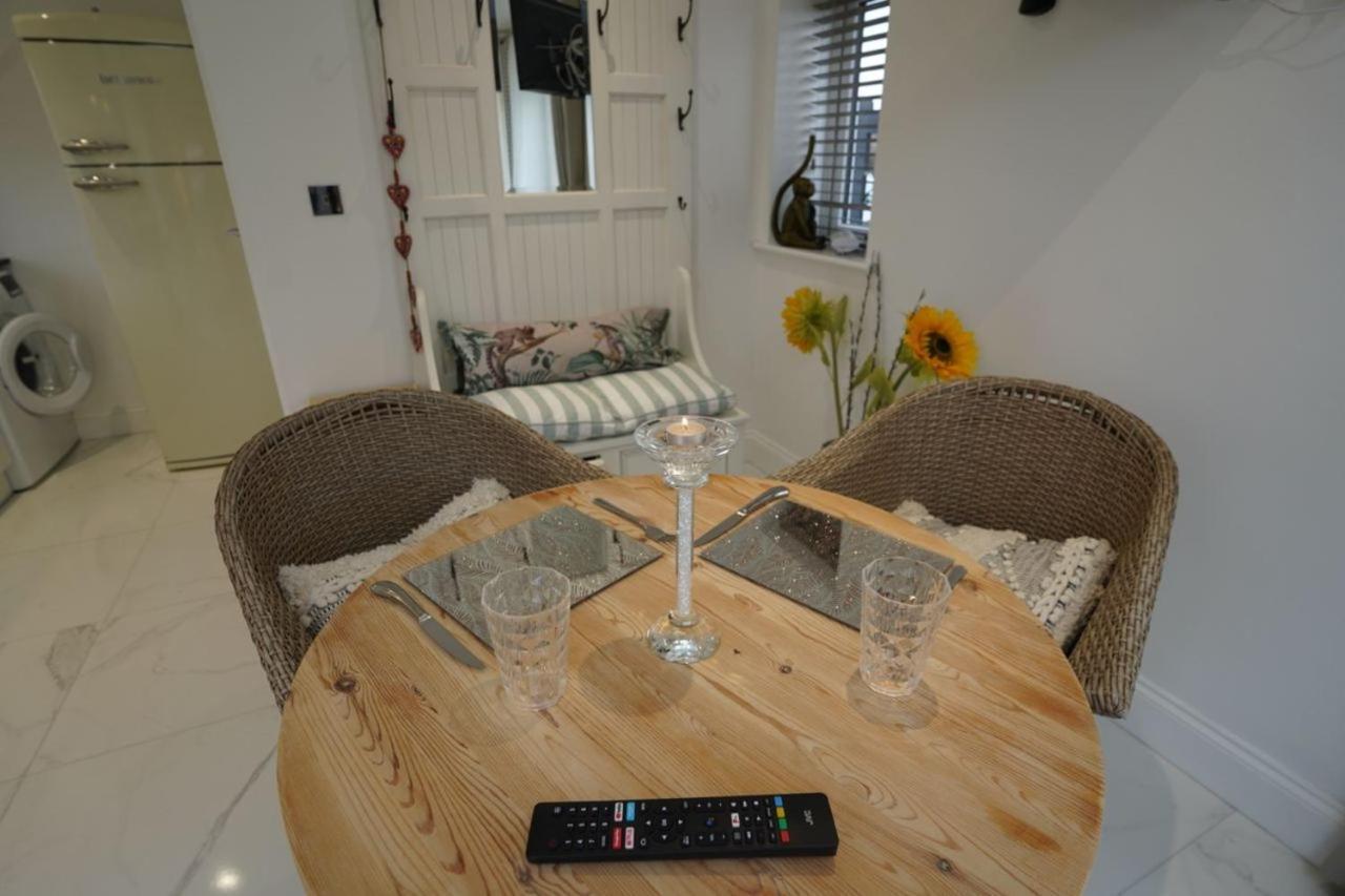 פבנסי Luxury Home In The Heart Of East Sussex Freeparking מראה חיצוני תמונה